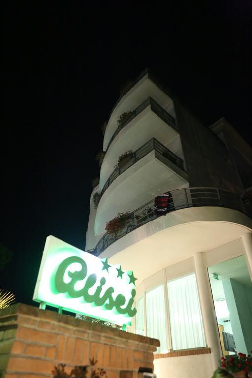 Hotel Alisei Lignano Sabbiadoro Eksteriør billede